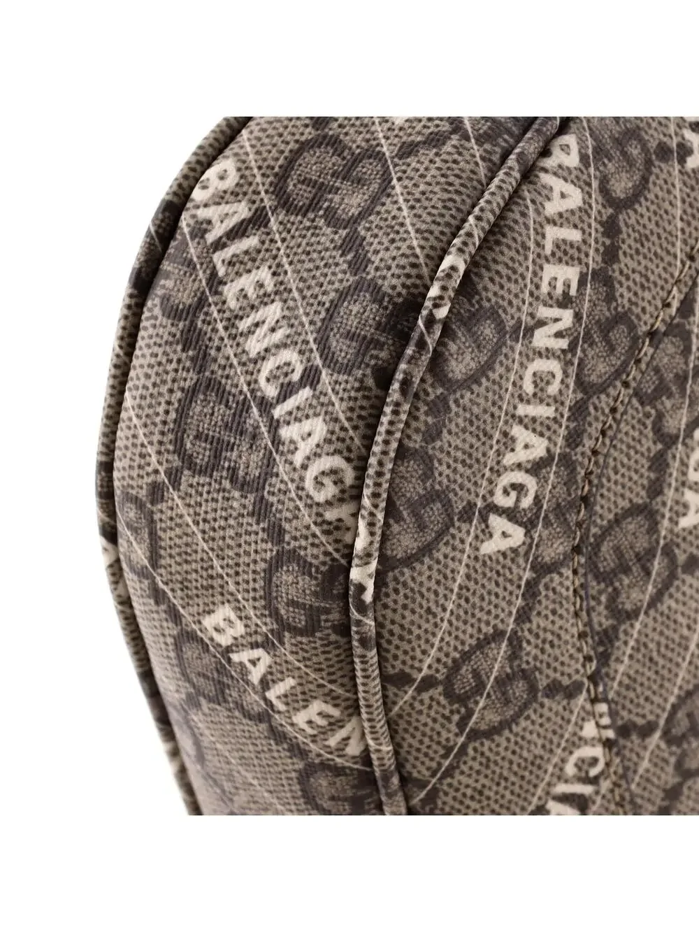 Gucci X Balenciaga The Hacker Project #331863G13B